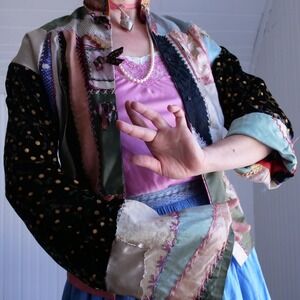 Vintage/antique handmade crazy quilt silk and velvet‎ jacket